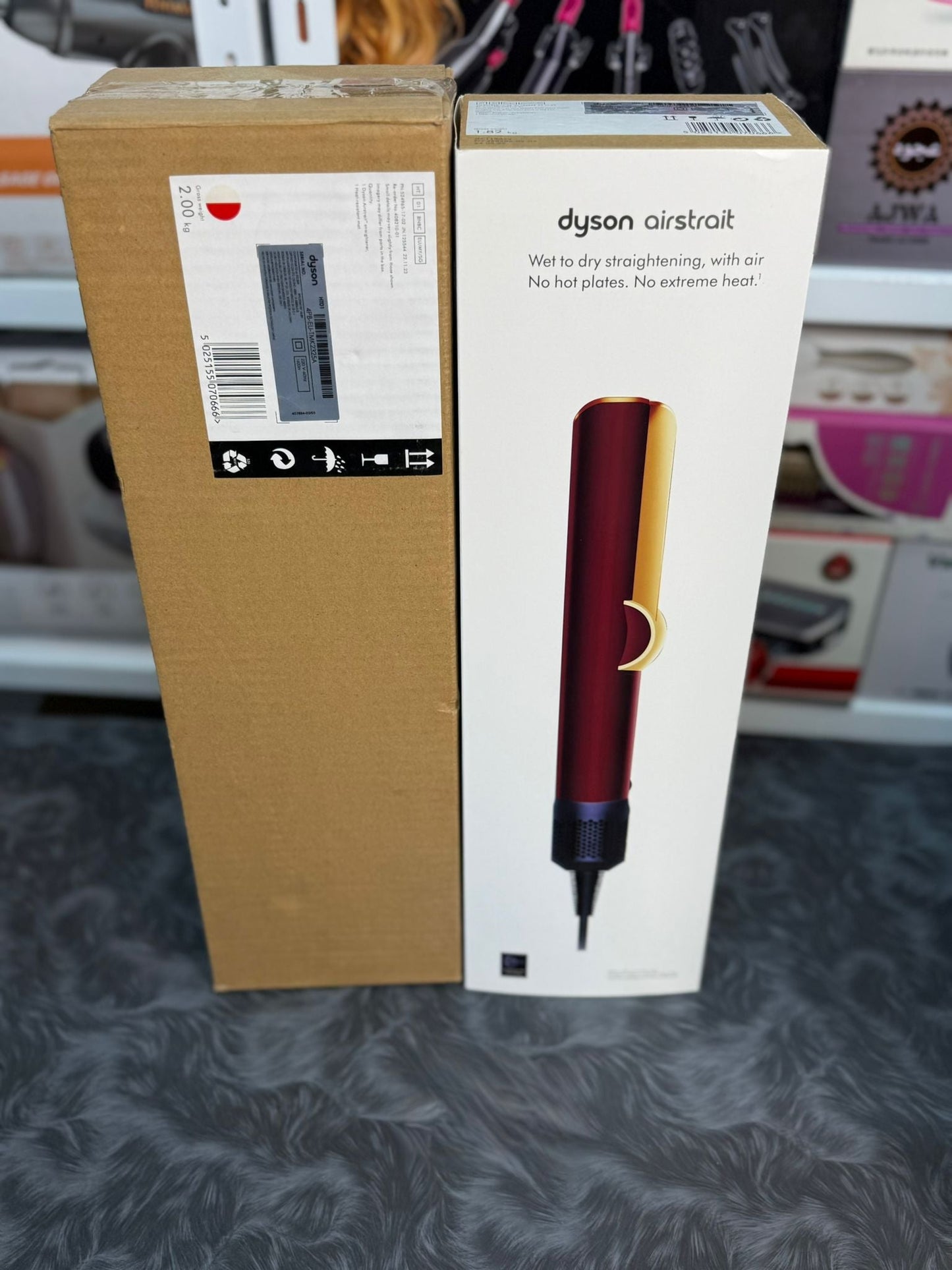 Dyson Airstrait – Dry & Straighten Wet Hair in One Step